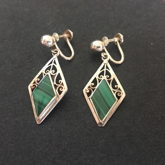 Jewelry - Earrings